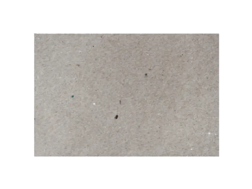 Nahaufnahme von sauberem Graukarton, Pappe oder Papierstruktur, ideal für Hintergründe.